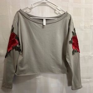 BLUE BLUSH cropped top long sleeves,  floral  embroidery Sz SMALL